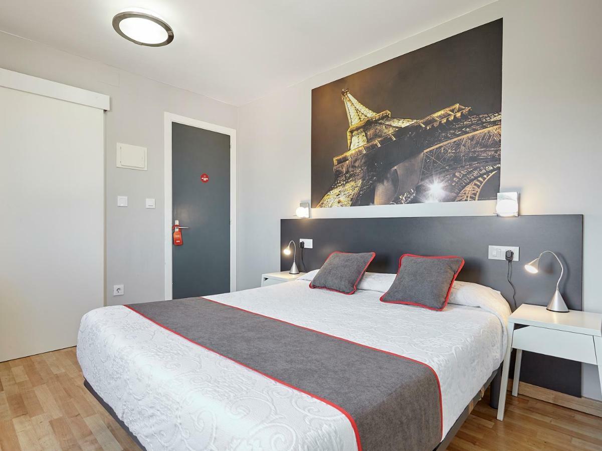 Hostal Mas Ferrer Cornellá de Terri Kültér fotó