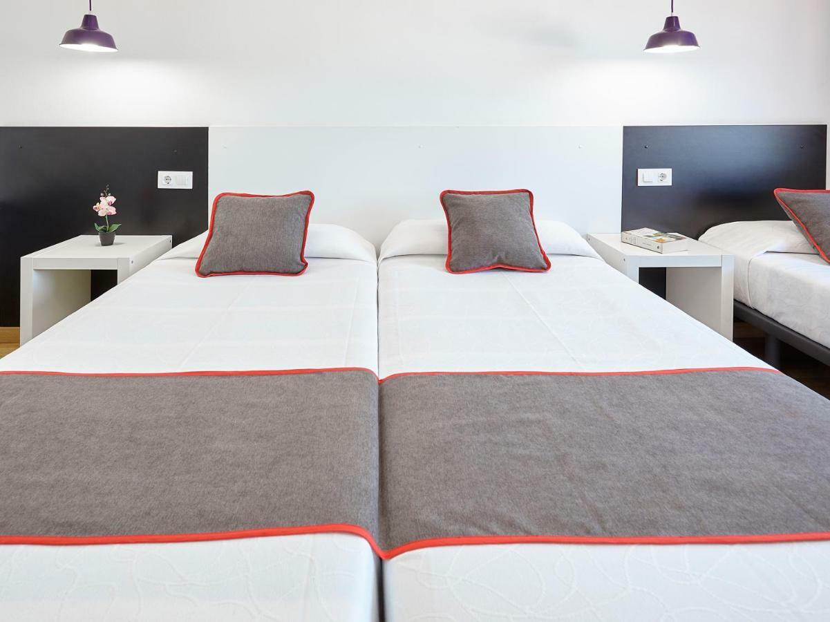 Hostal Mas Ferrer Cornellá de Terri Kültér fotó