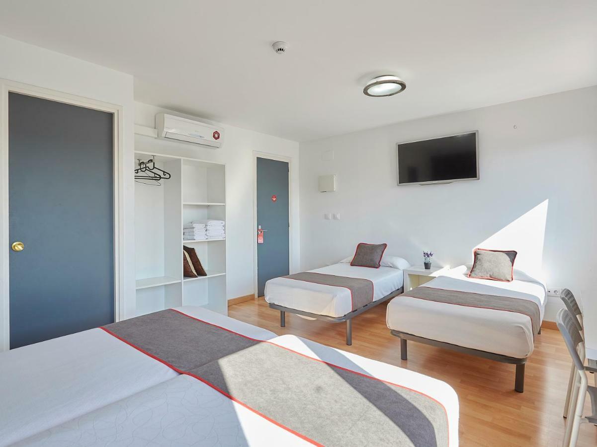 Hostal Mas Ferrer Cornellá de Terri Kültér fotó