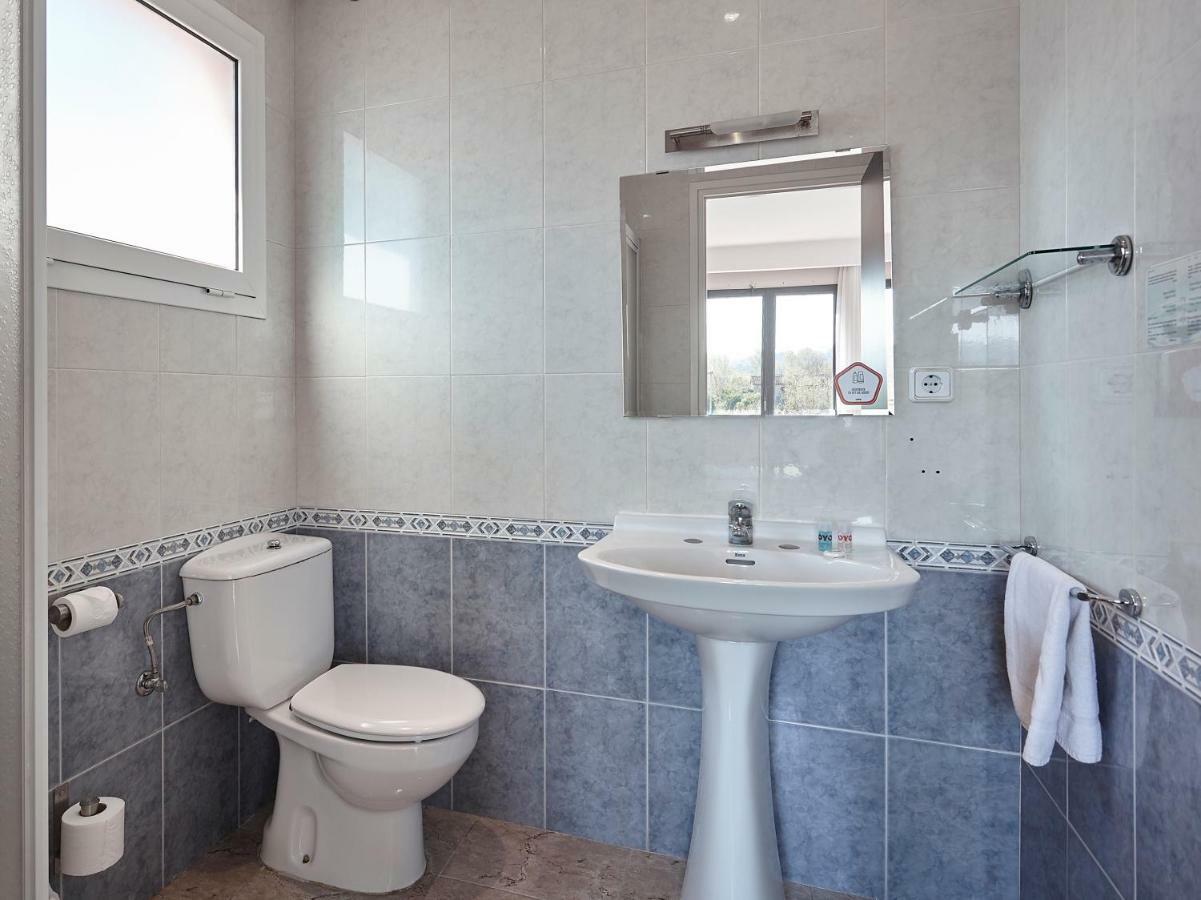 Hostal Mas Ferrer Cornellá de Terri Kültér fotó