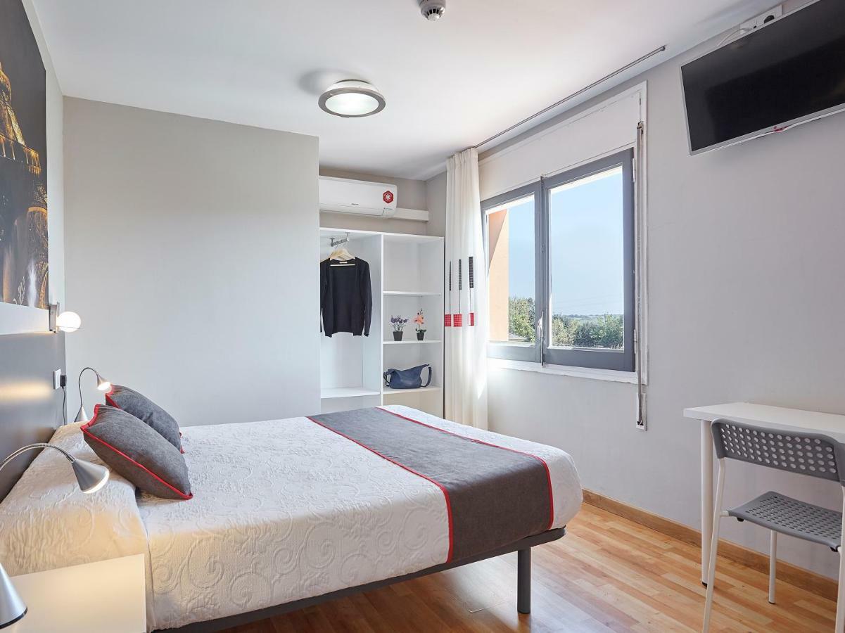 Hostal Mas Ferrer Cornellá de Terri Kültér fotó